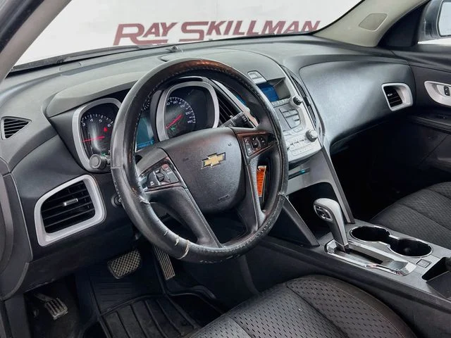 Used 2013 Silver Chevrolet LS image 29