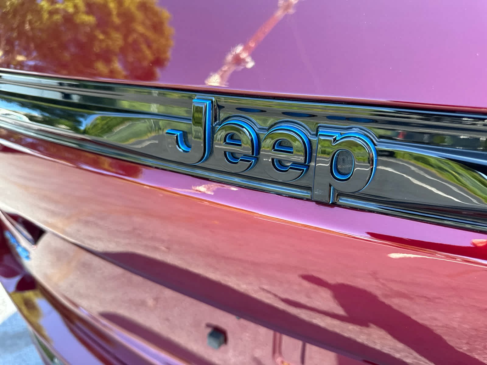 Used 2023 Velvet Red Pearlcoat Jeep 30th Anniversary image 19
