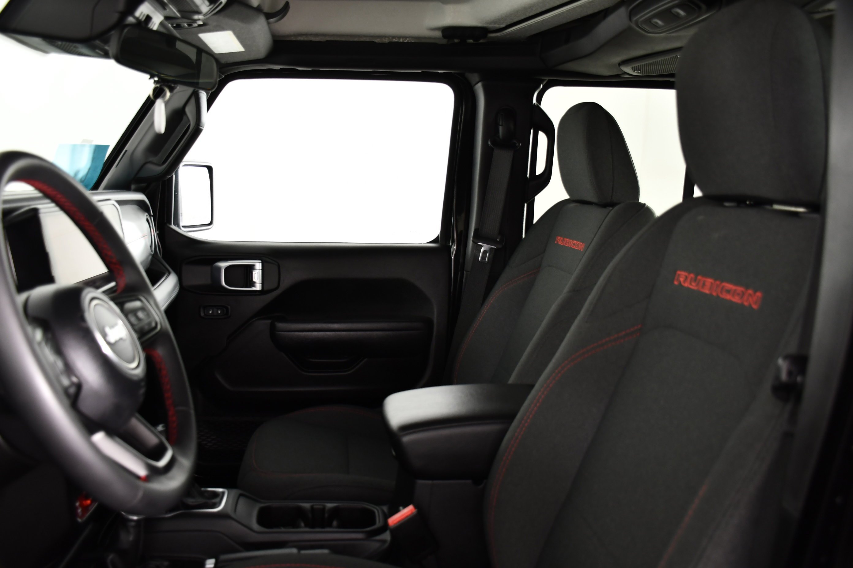 Used 2025 Black Clearcoat Jeep Rubicon image 30