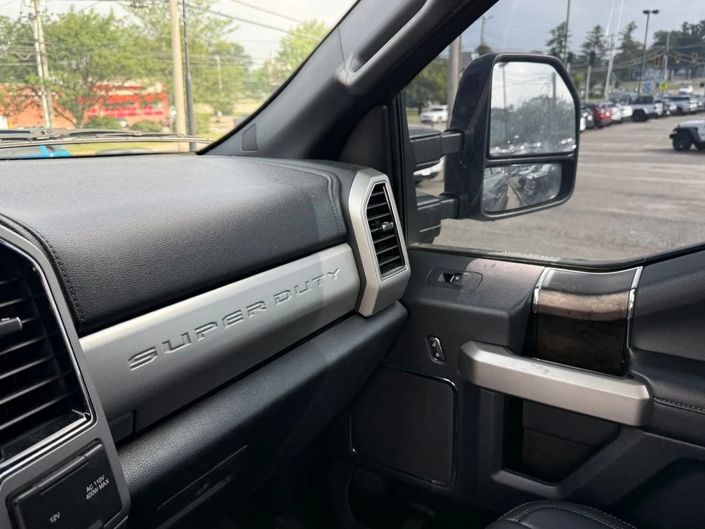 Used 2022 Black Ford Lariat image 23