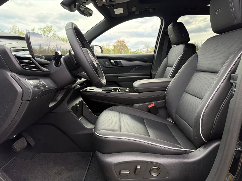 New 2026 Ebony Twilight Metallic Buick Sport Touring image 6