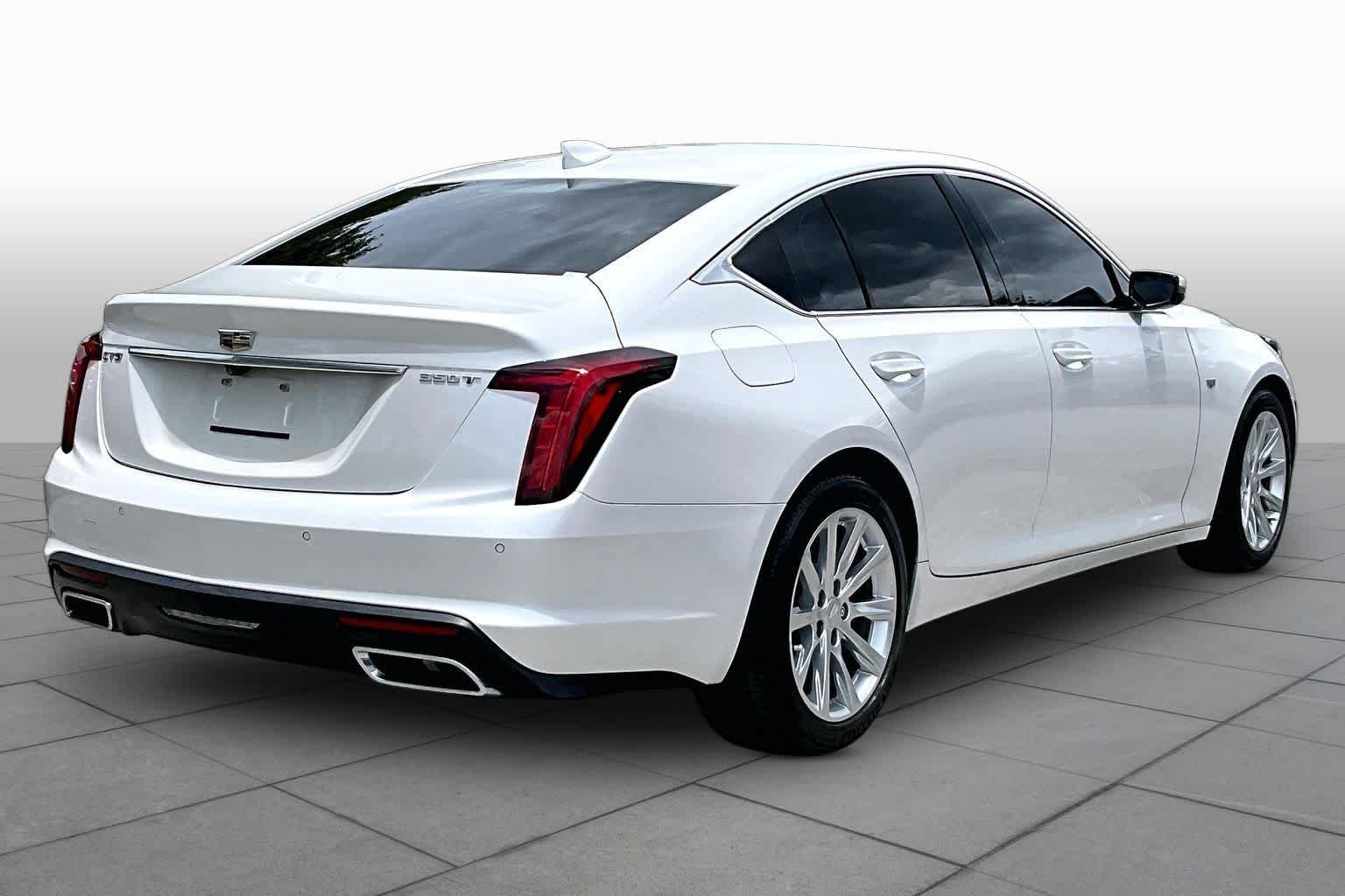 Used 2023 CRYSTAL WHITE TRICOAT Cadillac Luxury image 24