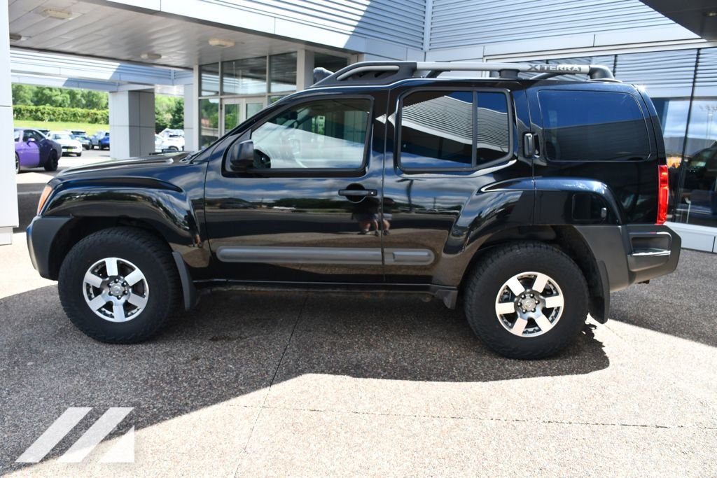 Used 2013 Black Nissan PRO-4X image 3