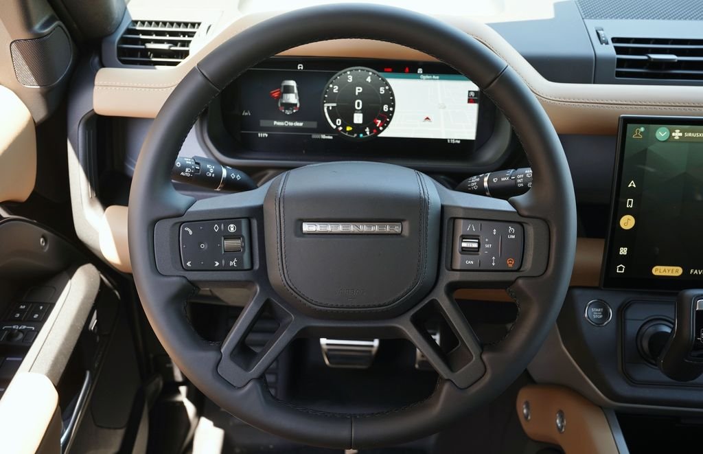 New 2026 Santorini Black Land Rover X image 16