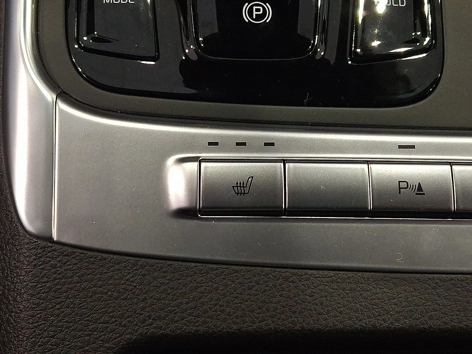 New 2026 Ceramic Silver Kia EX image 12