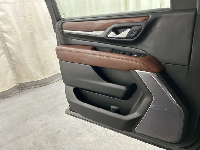 Used 2023 Onyx Black GMC Denali Ultimate image 20