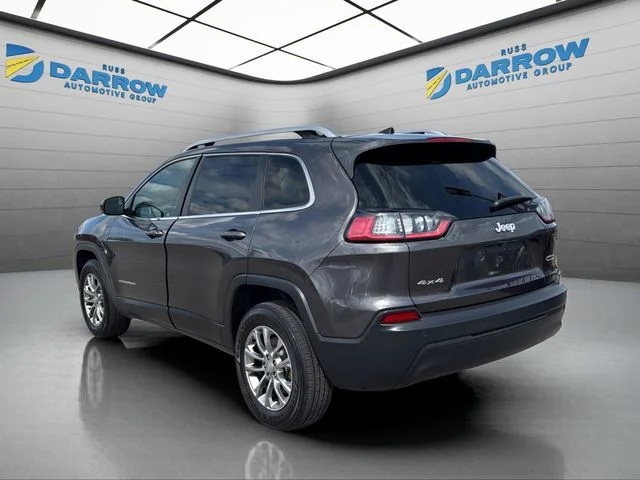 Used 2019 Gray Jeep Latitude Plus image 3