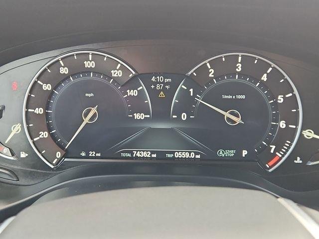Used 2019 White BMW sDrive30i image 12