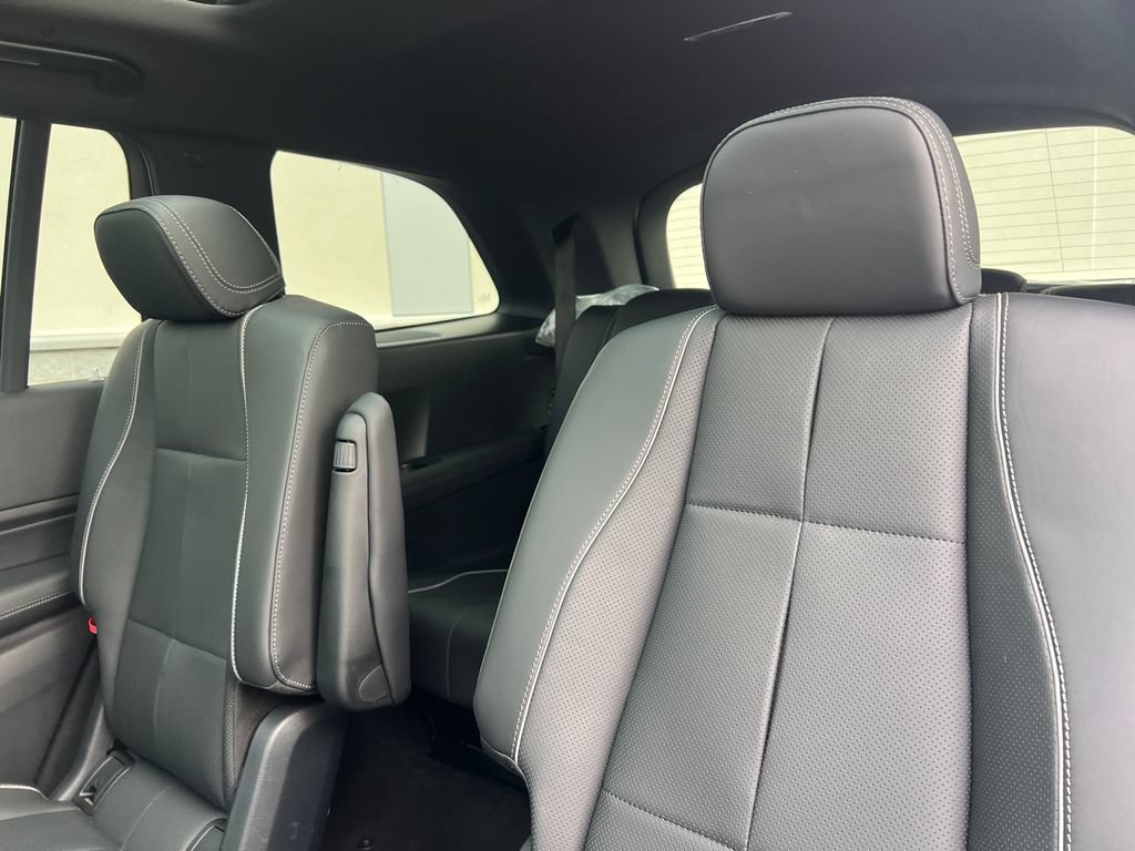 New 2026 MANUFAKTUR Moonlight White Metallic Mercedes-Benz GLS 450 image 66