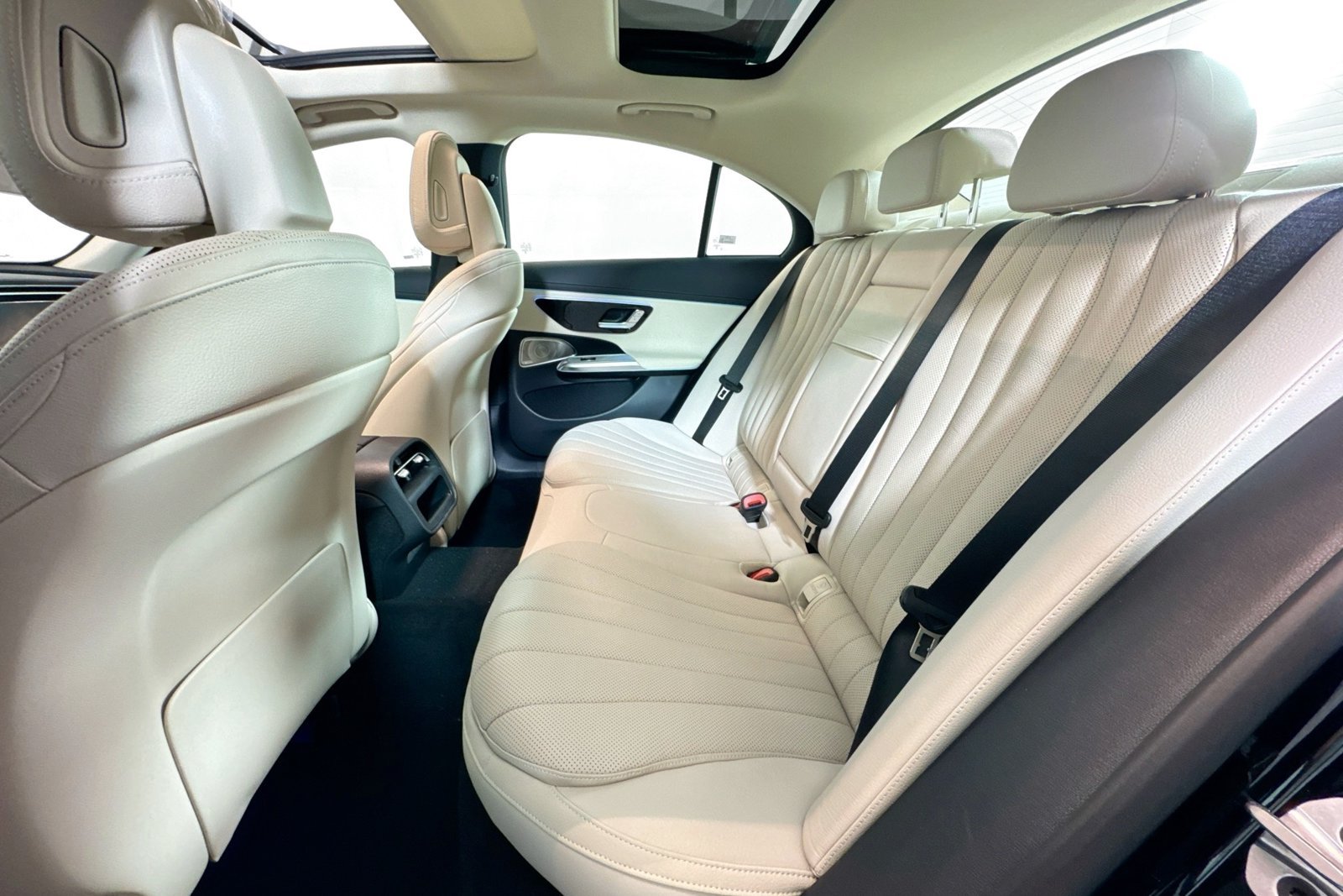 New 2026 Black Mercedes-Benz E 350 image 22