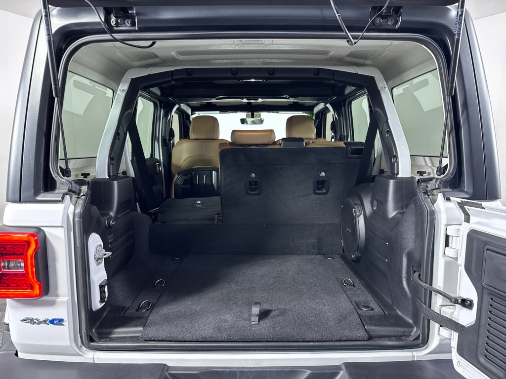 Used 2023 Bright White Clearcoat Jeep Sahara image 9