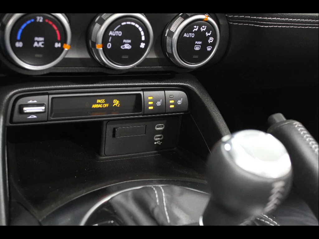 Certified Used 2025 Jet Black Mica Mazda Grand Touring image 15