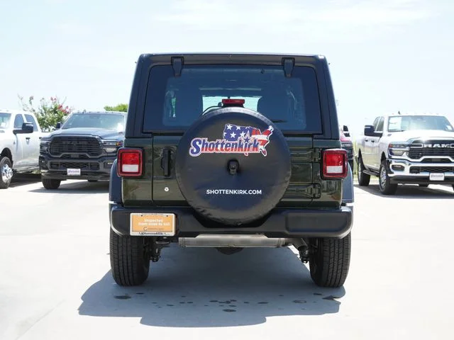 Used 2022 Green Jeep Unlimited Sport image 8