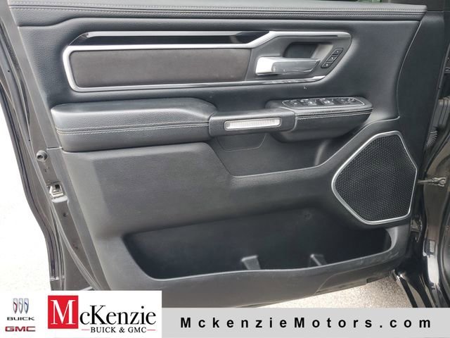 Used 2020 Diamond Black Cry Ram Laramie image 8