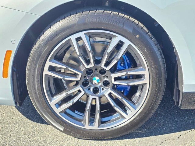 New 2027 Brooklyn Grey Metallic BMW 530i xDrive image 8