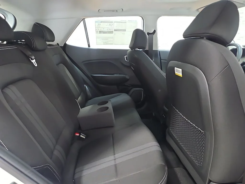 Used 2026 Lunar White Hyundai SEL image 11
