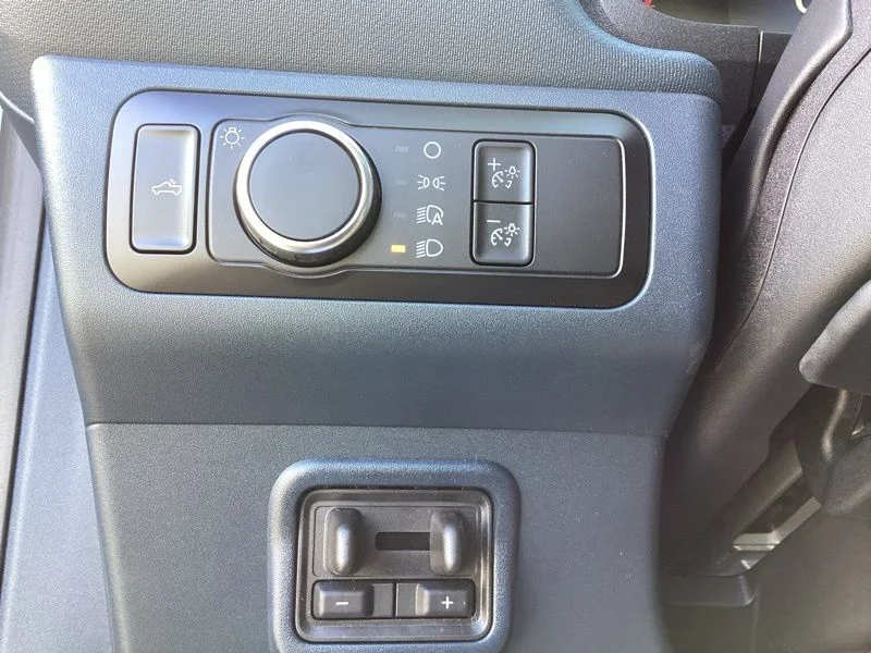 New 2026 Gray Ford Lariat image 27