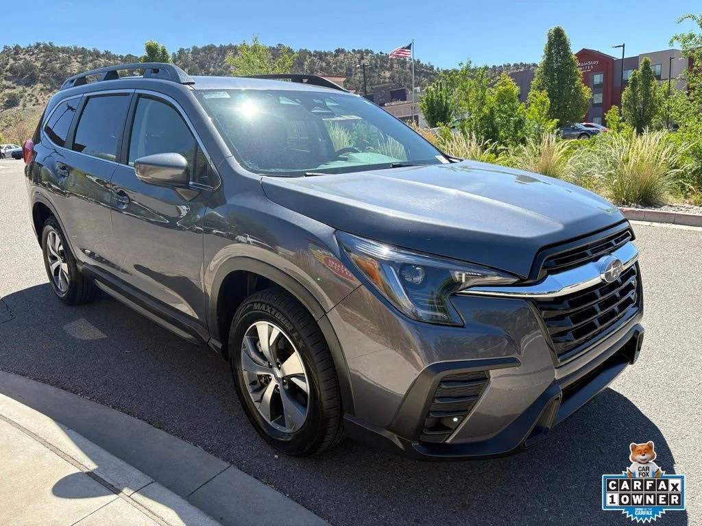 Used 2025 Magnetite Gray Metallic Subaru Premium image 11