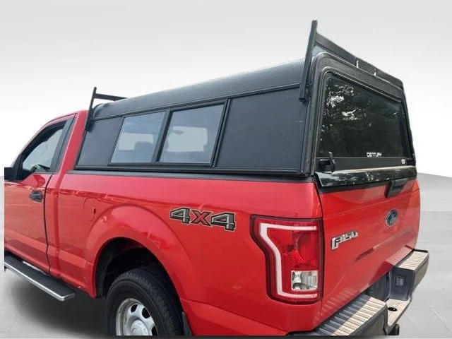 Used 2017 Red Ford XL image 10