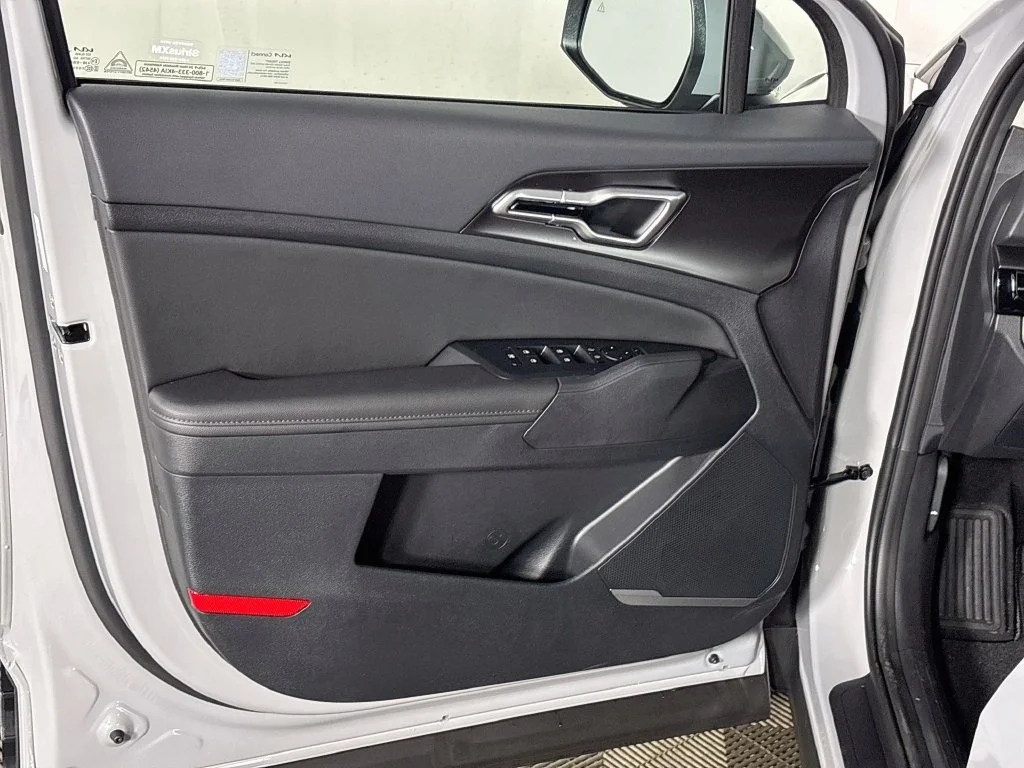 New 2027 Wolf Gray Kia EX image 10