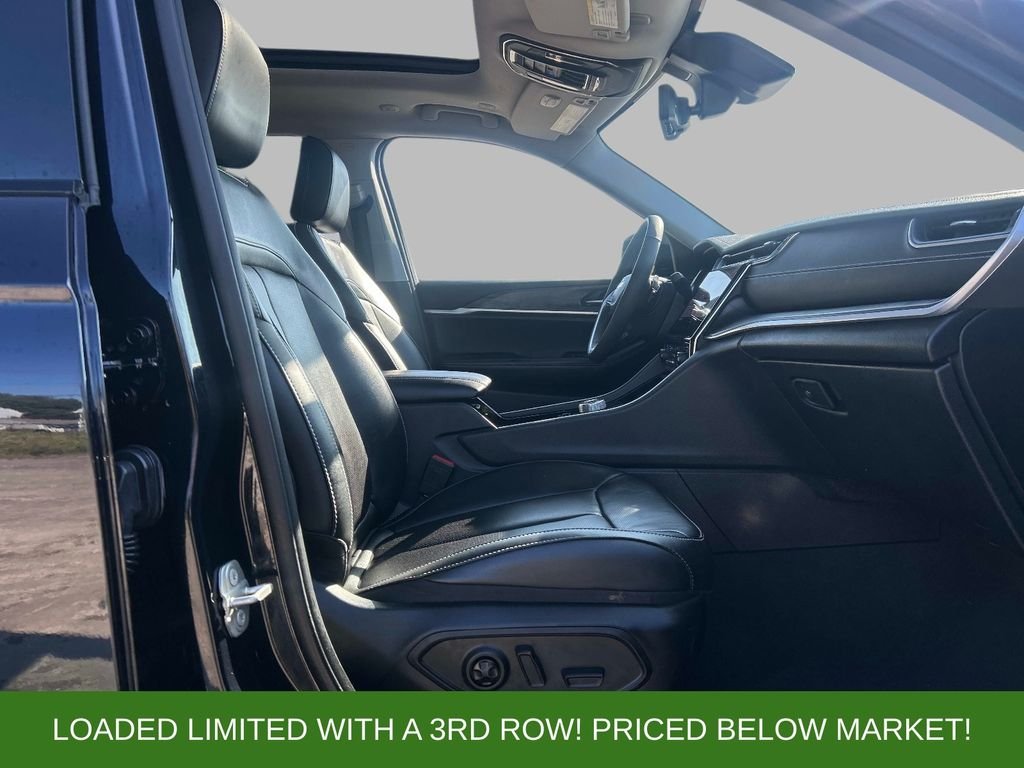 Used 2023 Black Jeep Limited image 18