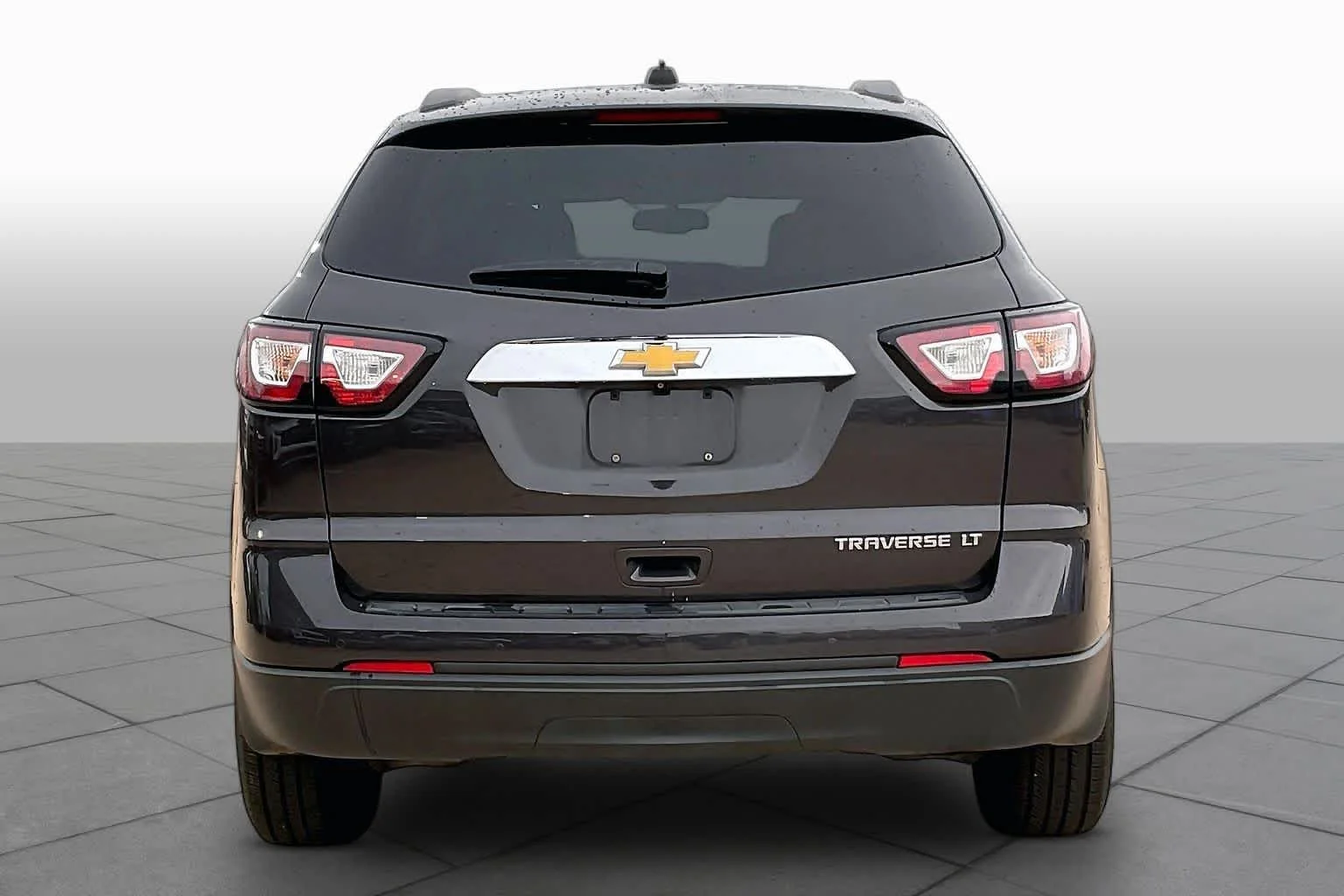 Used 2016 Tungsten Metallic Chevrolet LT image 5