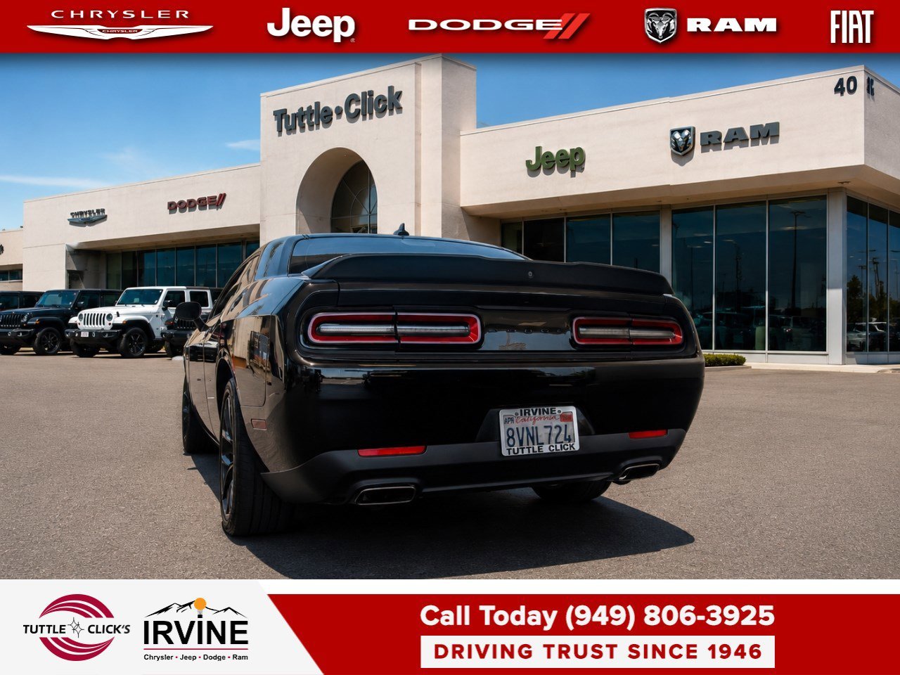 Certified Used 2021 Pitch Black Clearcoat Dodge SXT image 1