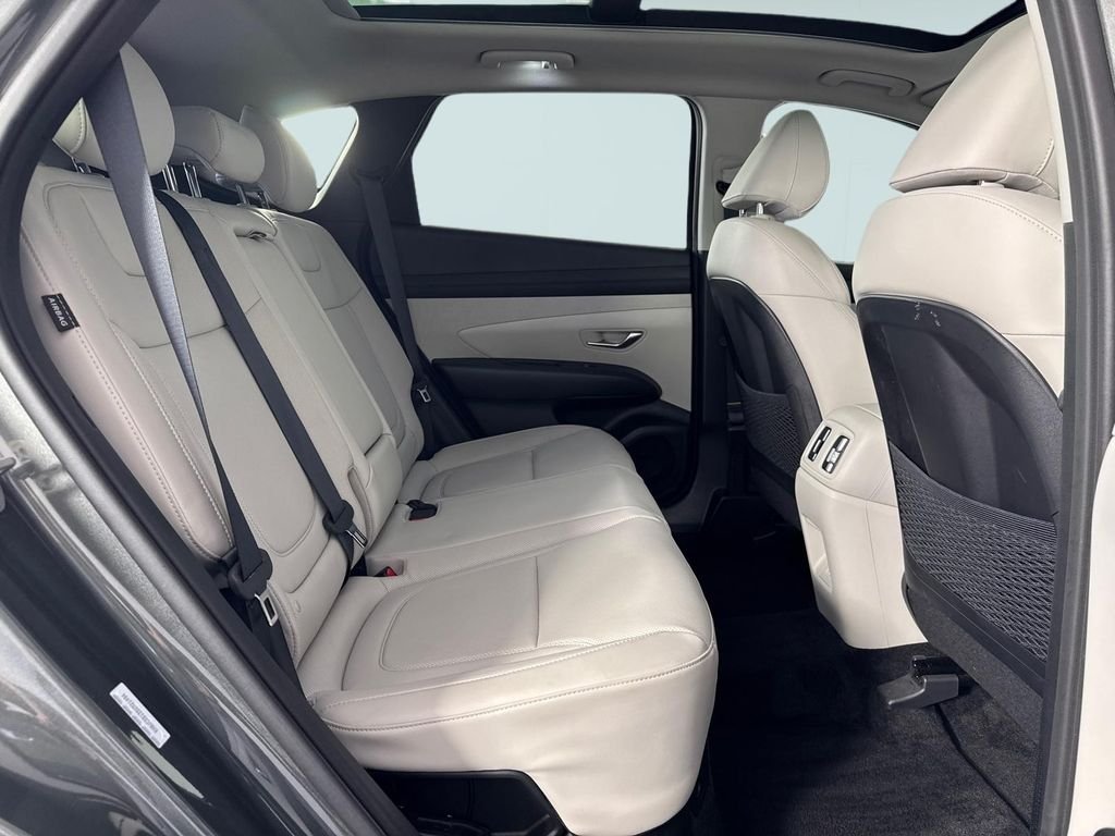 Certified Used 2025 Gray Hyundai SEL Convenience image 14