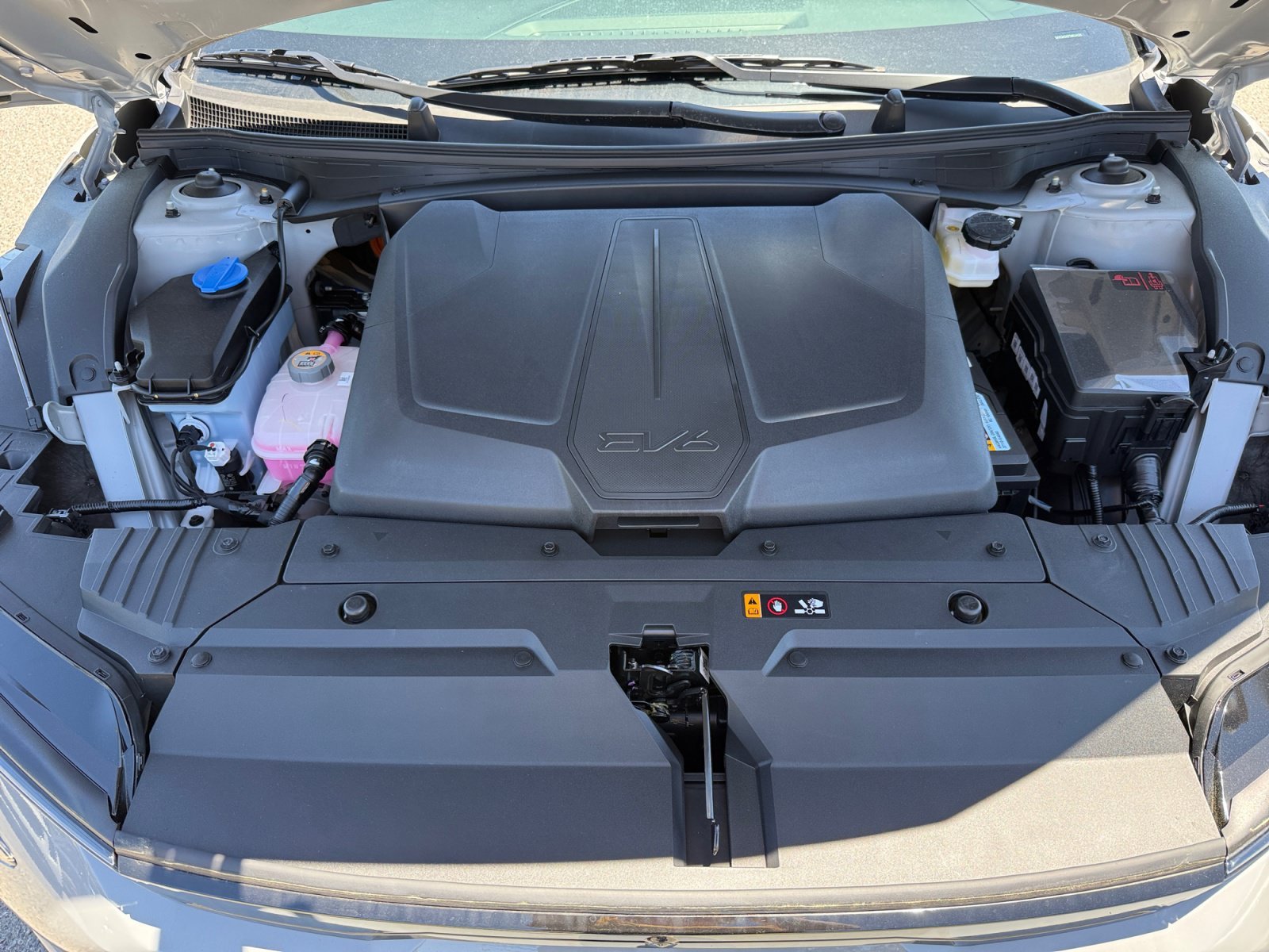 New 2026 Wolf Gray Kia Wind image 20