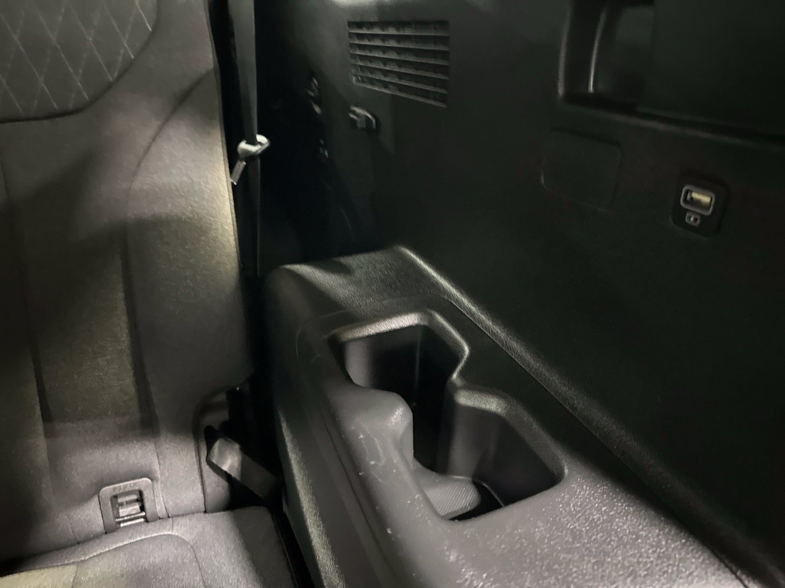 Used 2020 Black Hyundai SEL image 23