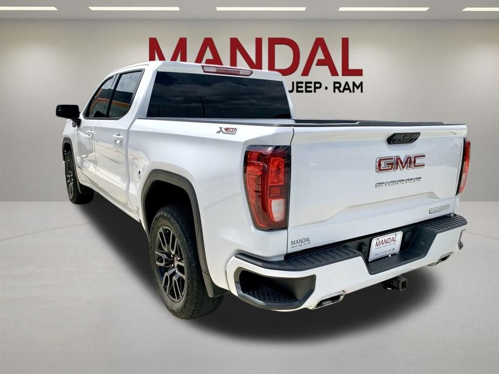 Used 2024 White GMC Elevation image 8