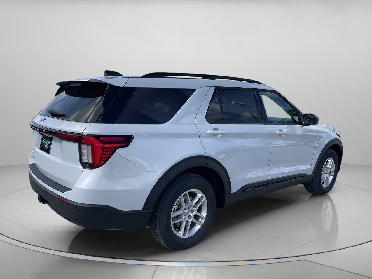 New 2026 Space White Metallic Ford Active image 3