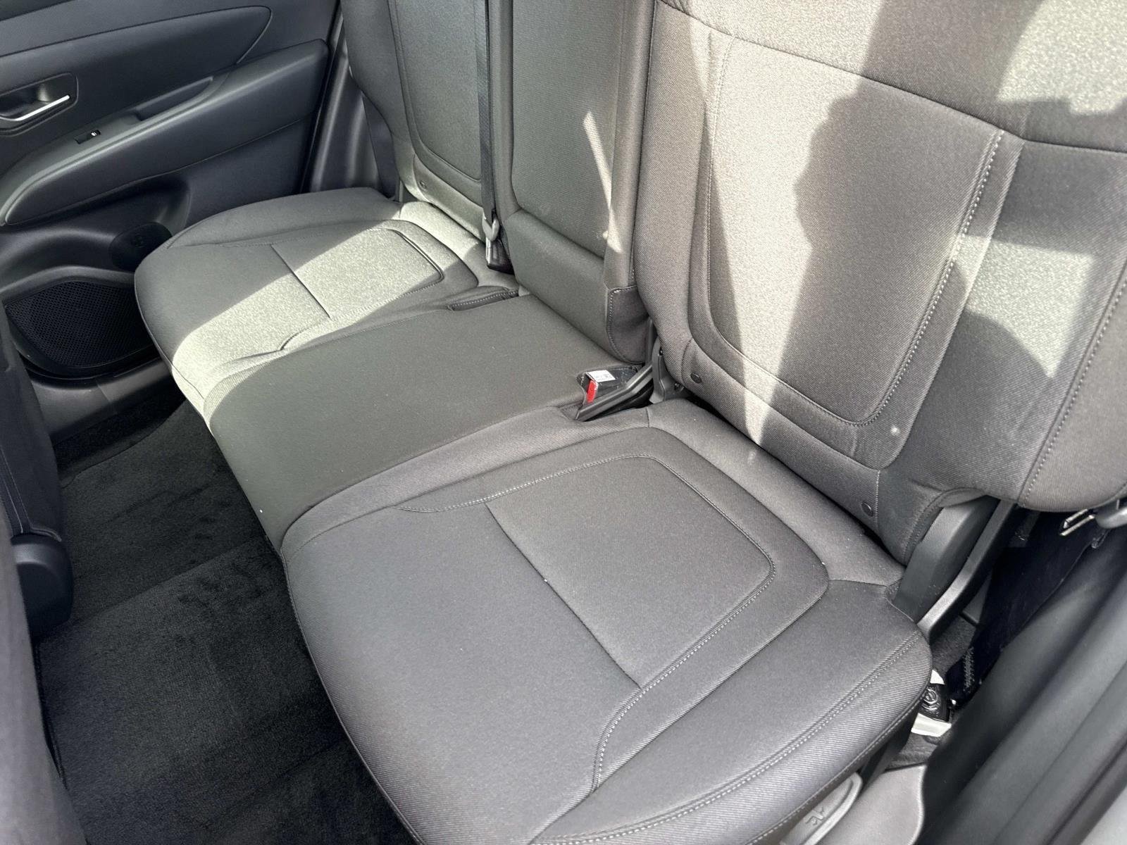 Used 2026 Shimmering Silver Hyundai SE image 19