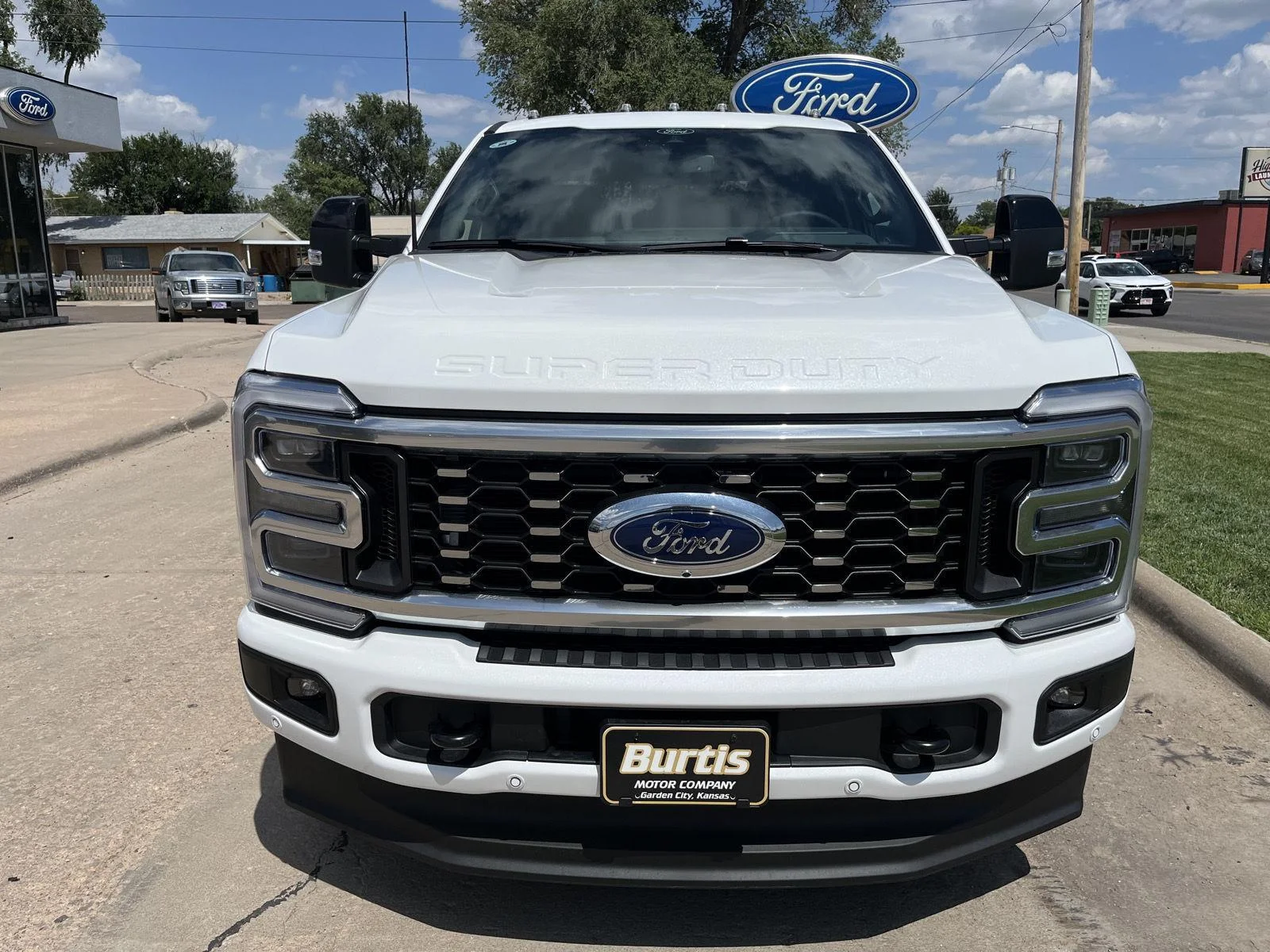 New 2026 Star White Metallic Tri-Coat Ford F-350® Platinum® image 3