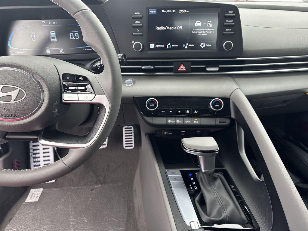 New 2026 White Hyundai SEL Sport image 27