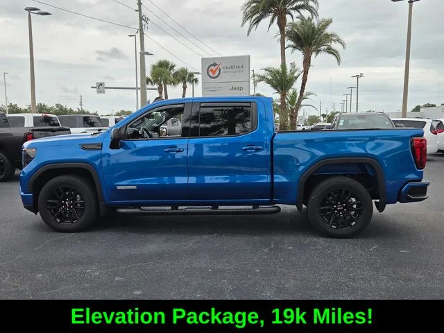 Used 2023 Blue GMC Elevation image 4