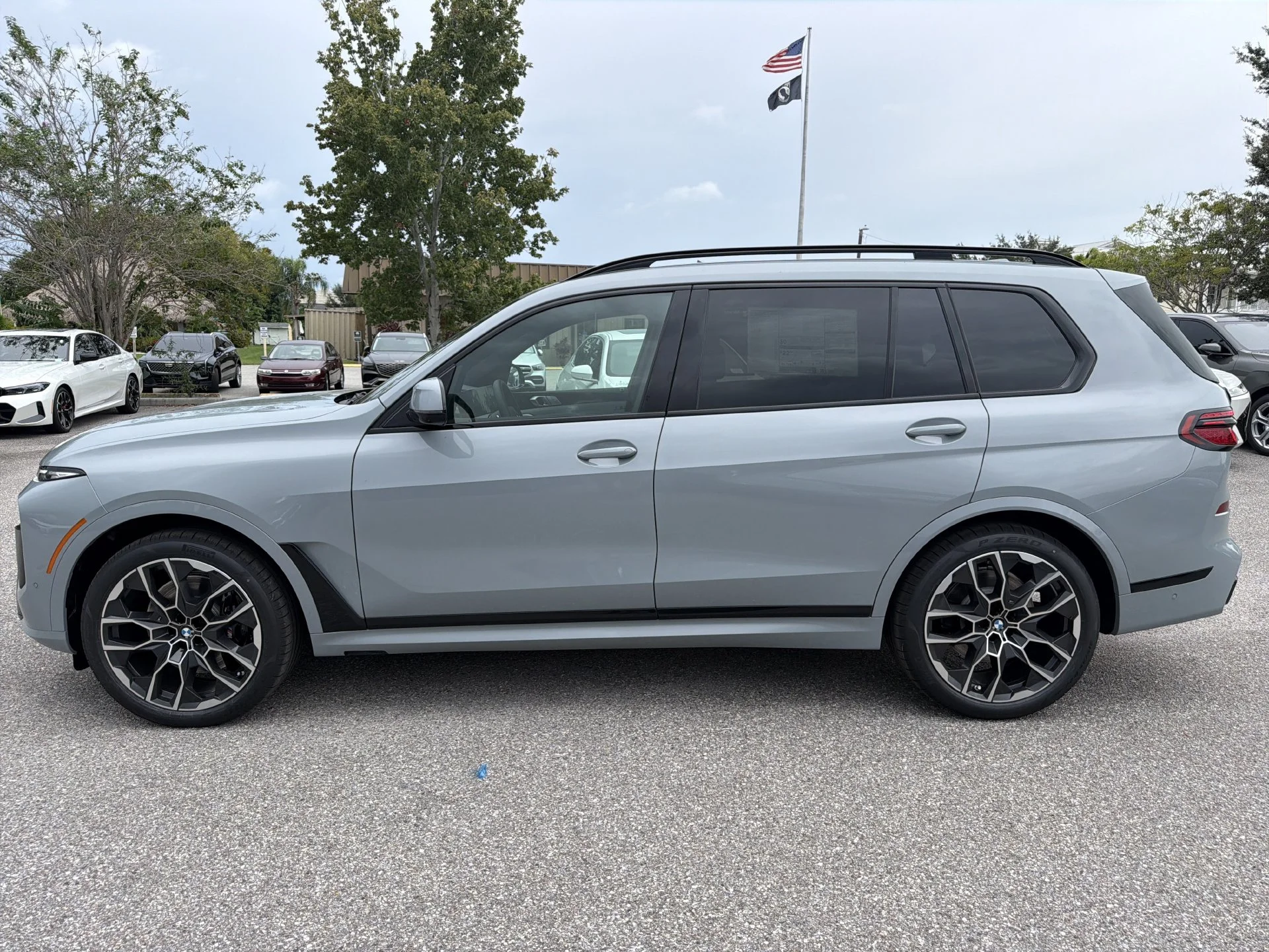 New 2027 Gray BMW xDrive40i image 7