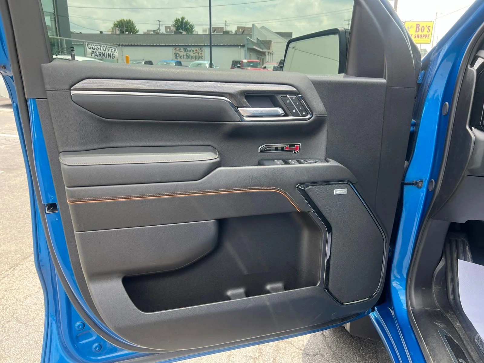 Used 2024 Blue Metallic GMC AT4 image 26