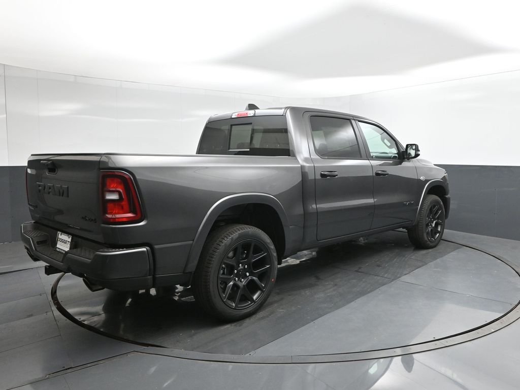 New 2026 Granite Crystal Metallic Clear-Coat Exterior Paint RAM Laramie image 11