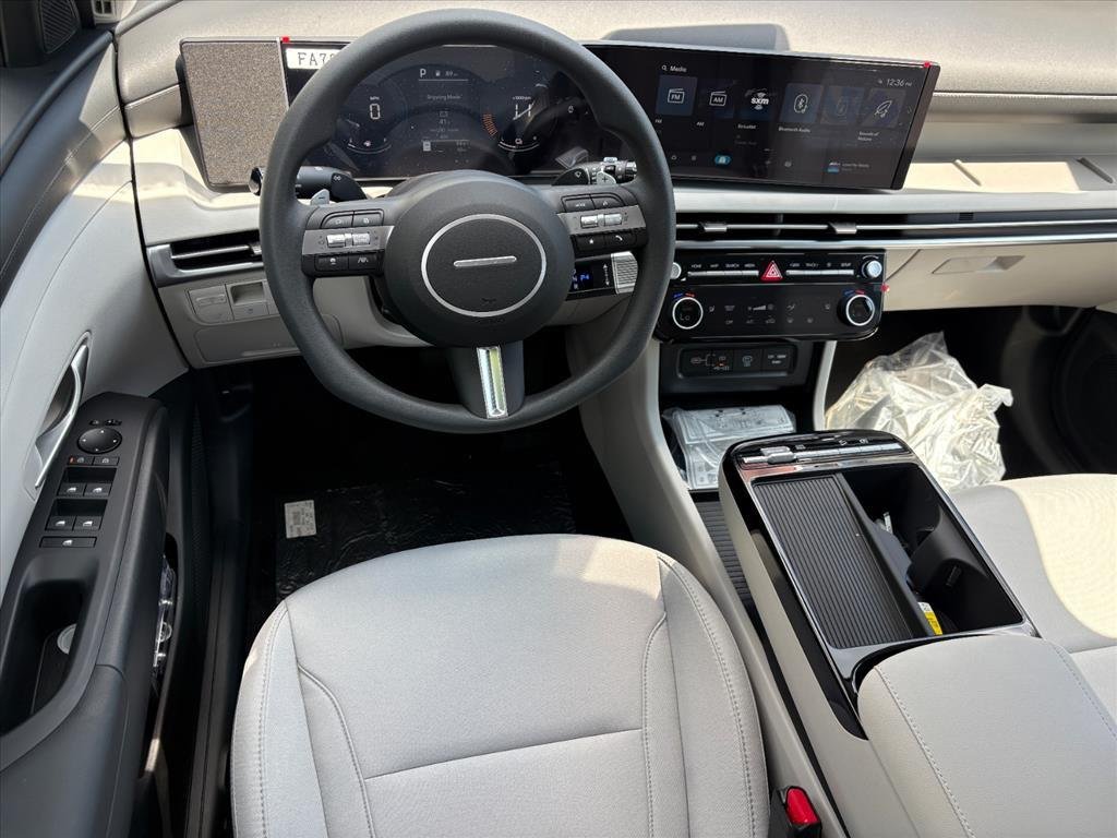 New 2026 Shimmering Silver Hyundai SEL image 19