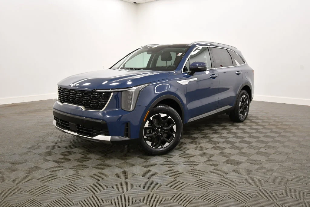 Certified 2024 Kia Sorento S with VIN 5XYRLDJC6RG280223 for sale in Rochester, Minnesota