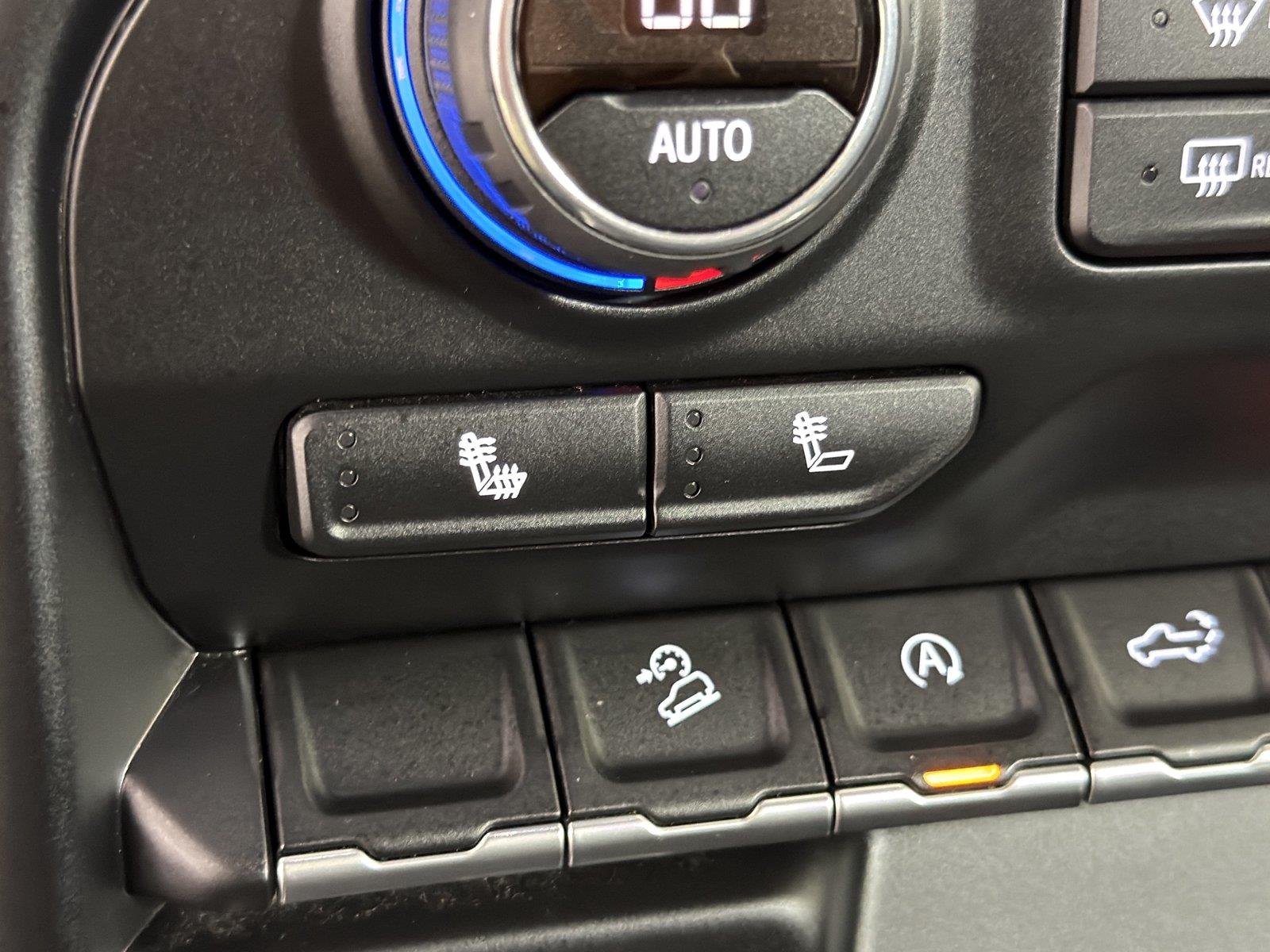 2019 Chevrolet Silverado 1500 RST - Photo 28