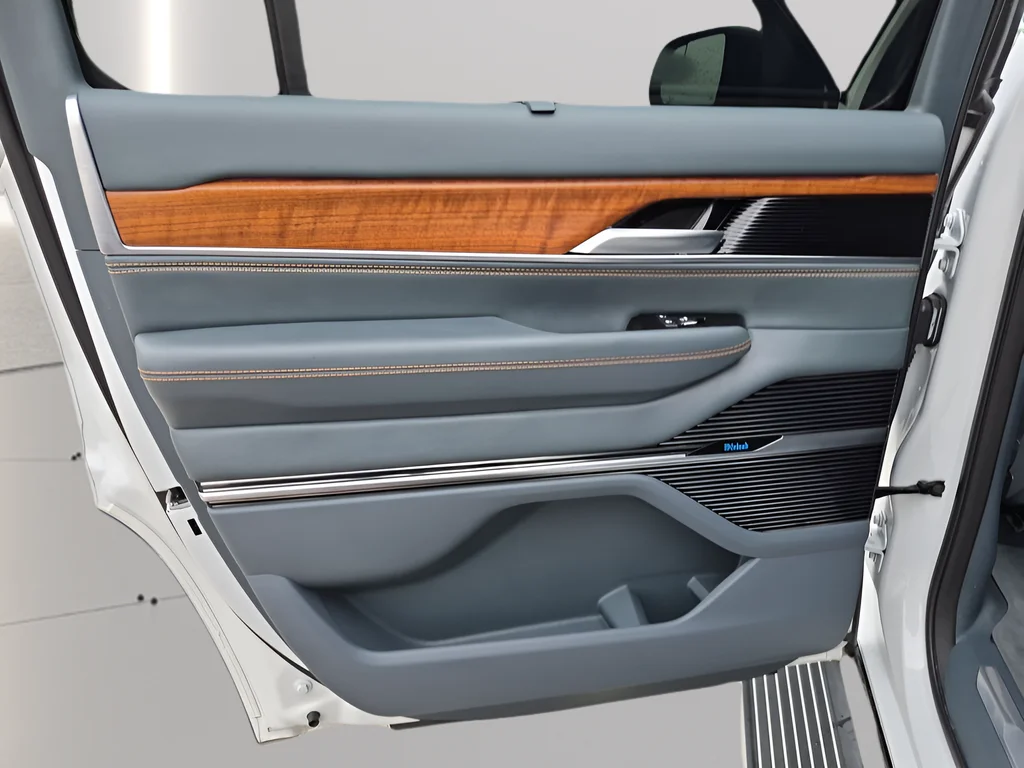 Used 2024 White Jeep Series III image 38