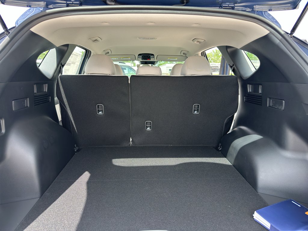 New 2026 Atlantis Blue Hyundai SE image 31