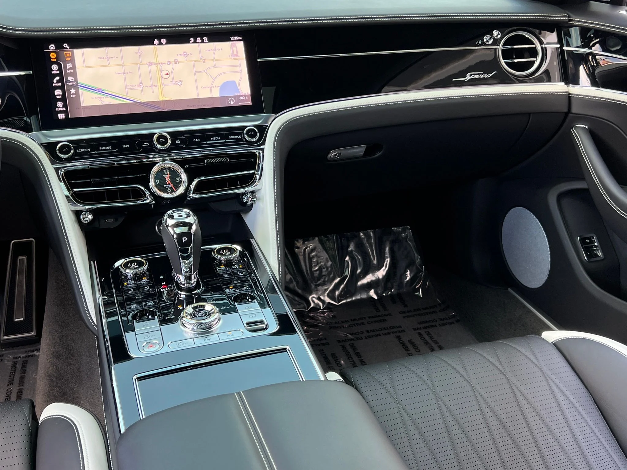Used 2023  Bentley Speed image 28