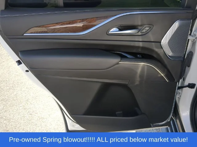Used 2021 White Cadillac Sport Platinum image 37
