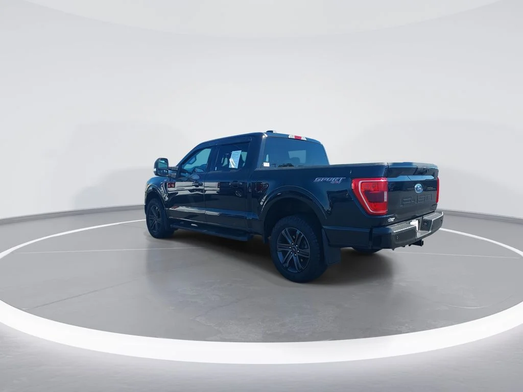 Used 2022 Black Ford XLT image 6