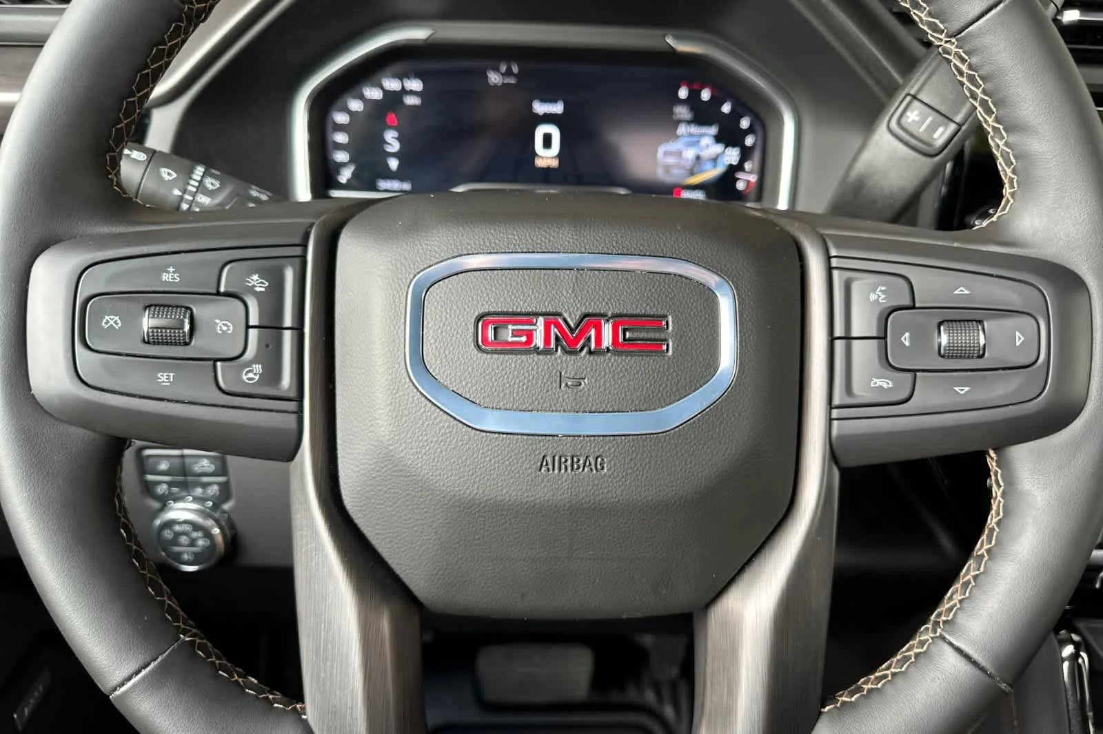 Certified Used 2025 Summit White GMC AT4 image 22