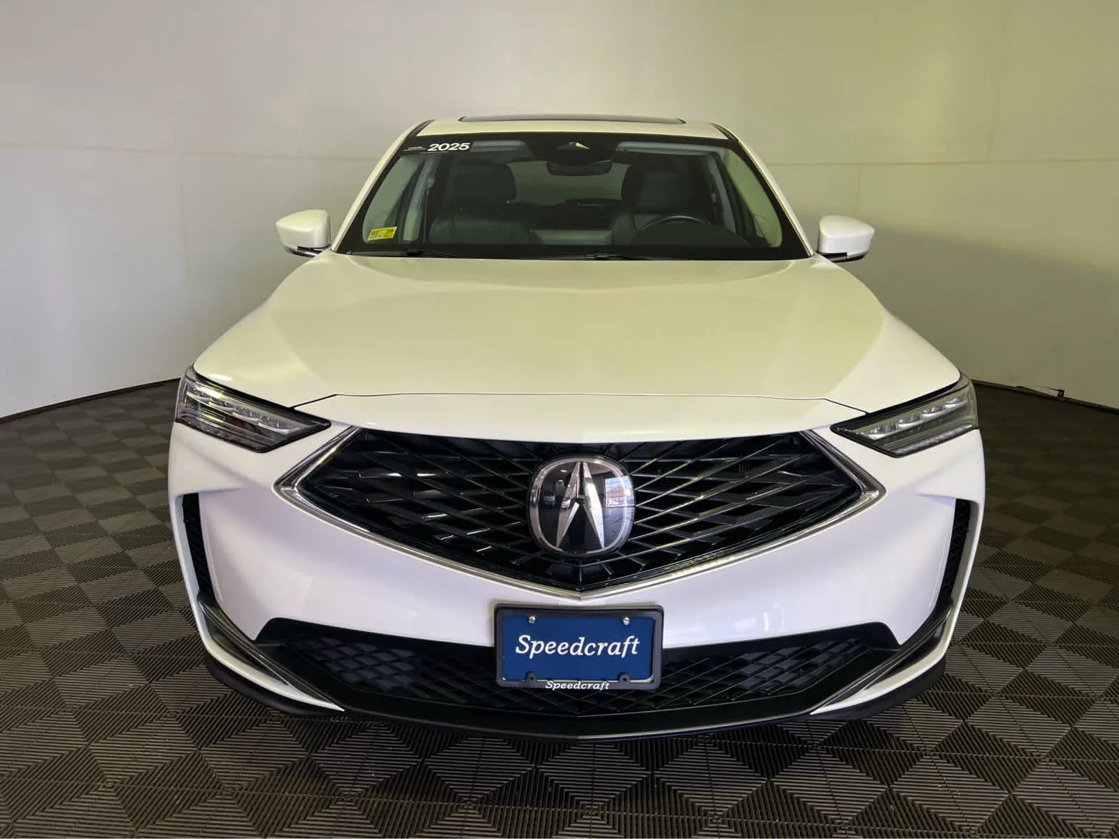 Certified Used 2025 Platinum White Pearl Acura  image 2