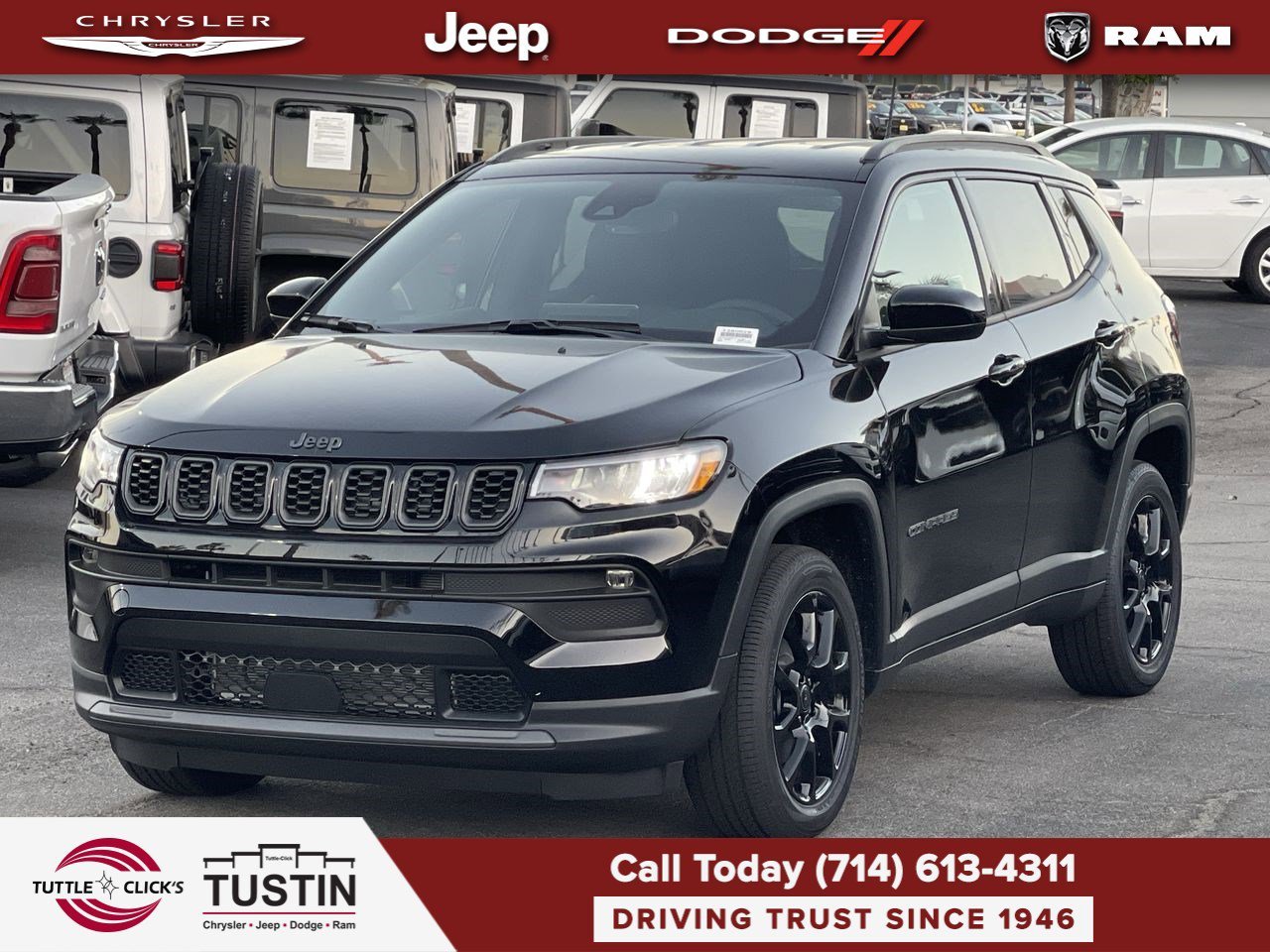 New 2026 Diamond Black Crystal Pearlcoat Jeep Latitude image 3